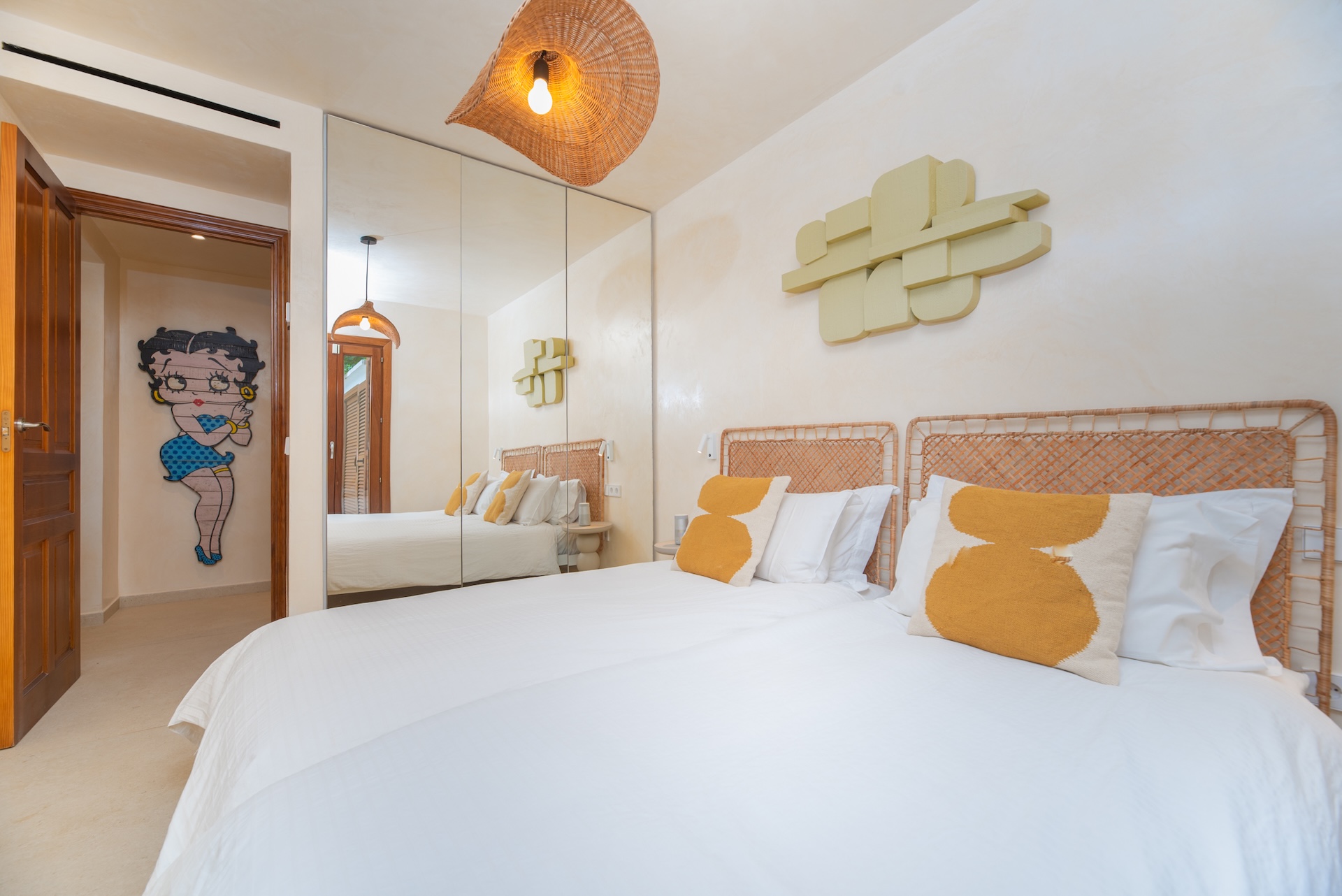 Resa estates Ibiza for sale te koop appartement Santa Gertrudis bedroom 5.jpg